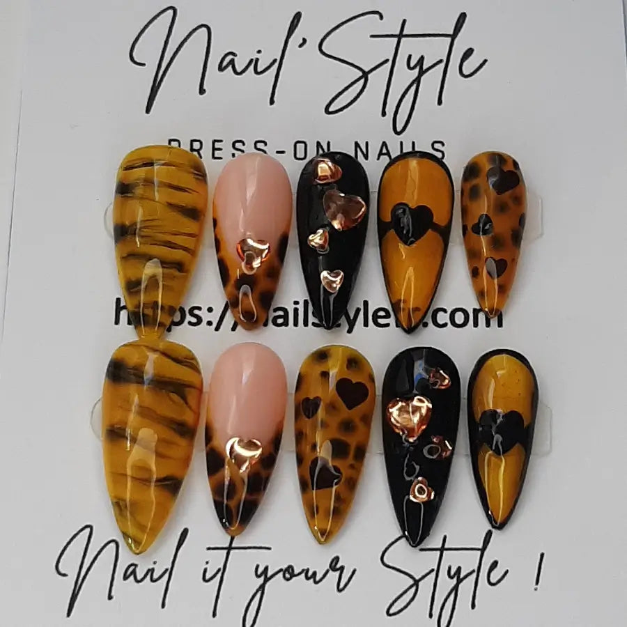 Faux ongles au design animal et cœur 3D, fabrication artisanale française, forme stiletto