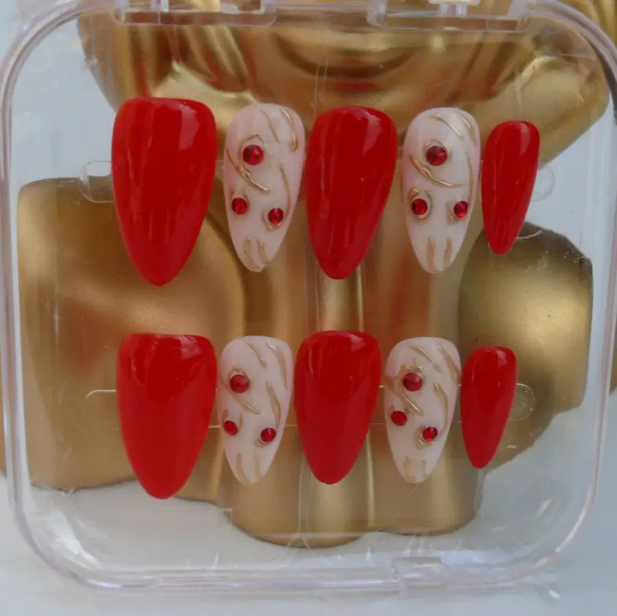 Press-on nails Mélodia rouge vermillon doré strass