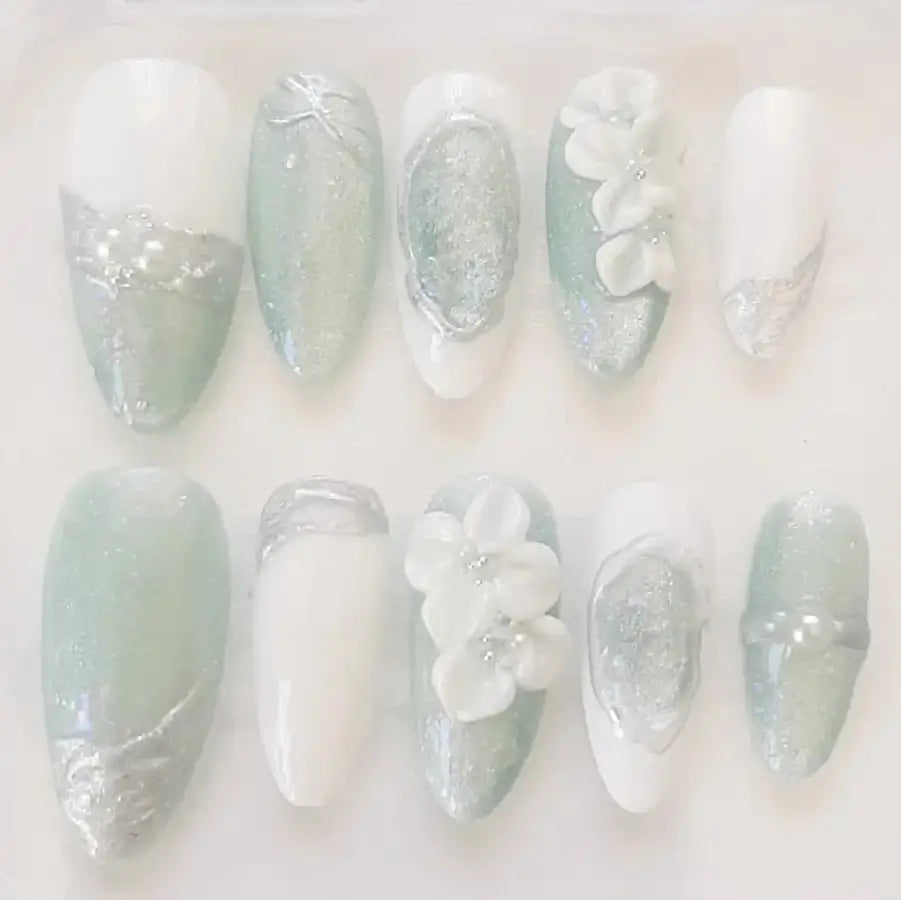 Press-on nails Frosted Elegance vert eau givré blanc