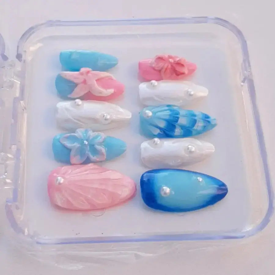vue détaillée des faux ongles oneloa nailstylefr aux couleurs des tropiques raffinés et sublimes