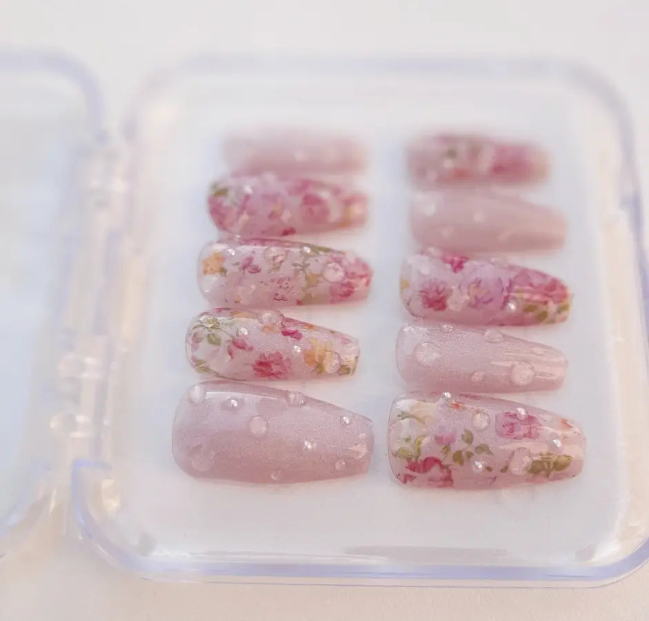 sublime Press-on nails Roséline rose cat eyes fleurs