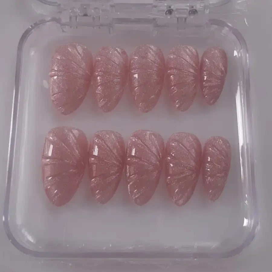 faux ongles cat eyes rose et effet 3D